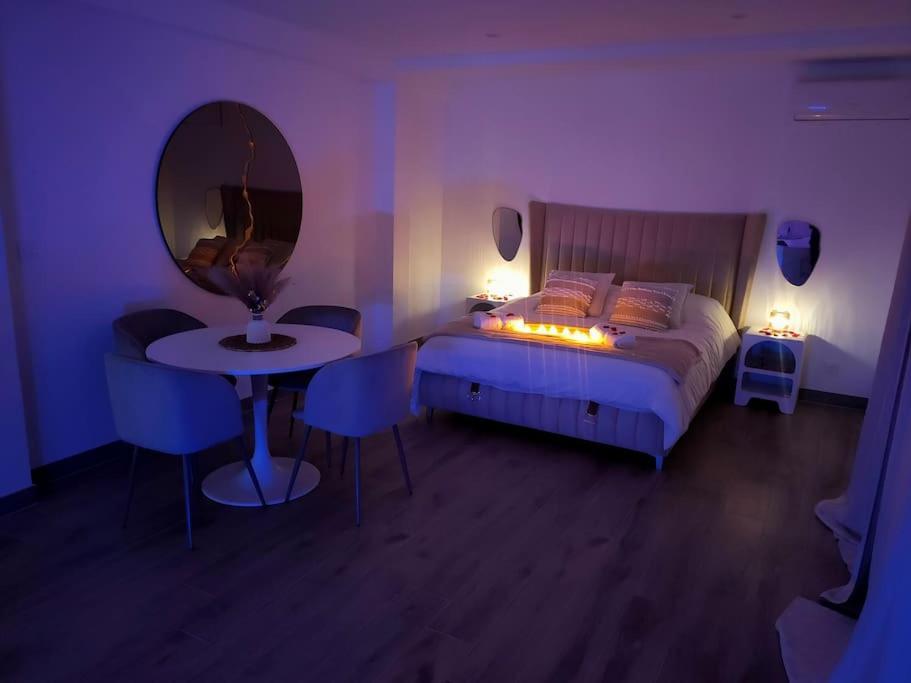 Love Room - Cocon Room - Toulon - Ollioules Exterior foto